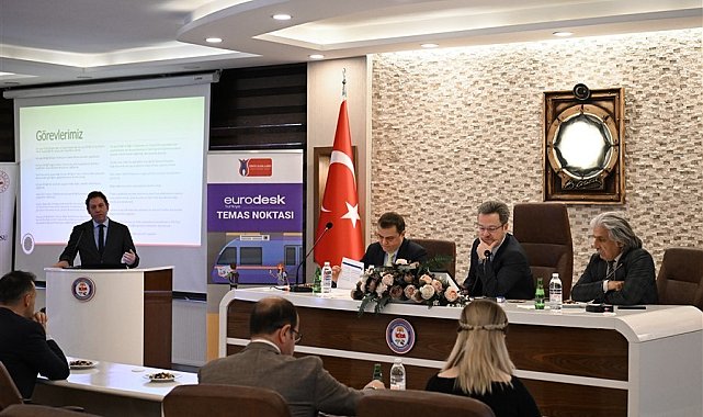 Vali Ünlü AB Projeleri hakkında bilgilendirildi