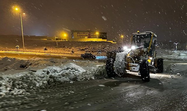 Van'da 201 yerleşim yerinin yolu ulaşıma kapandı