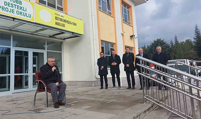Vefat eden öğretmen için okulda lokma hayrı ve dua programı