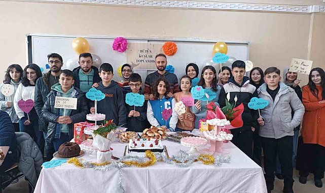 Velilerden öğretmenlere anlamlı sürpriz