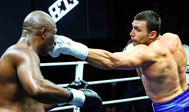 Viktor Faust, 25 Şubat'ta ringe çıkıyor