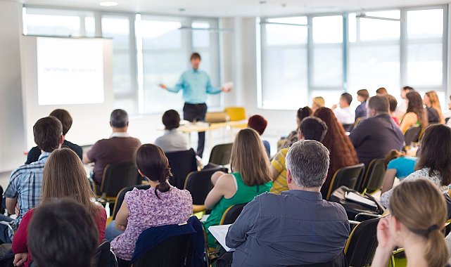 Yabancı dil öğrenmek isteyenlere Merkezefendi'de ücretsiz kurs imkanı