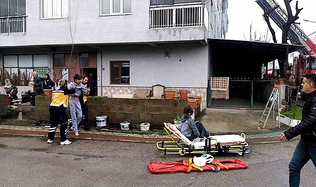 Yangında 8'i çocuk 14 kişi dumandan zehirlendi