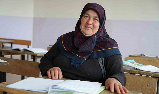 Yarım asır sonra okuma yazma öğrendi