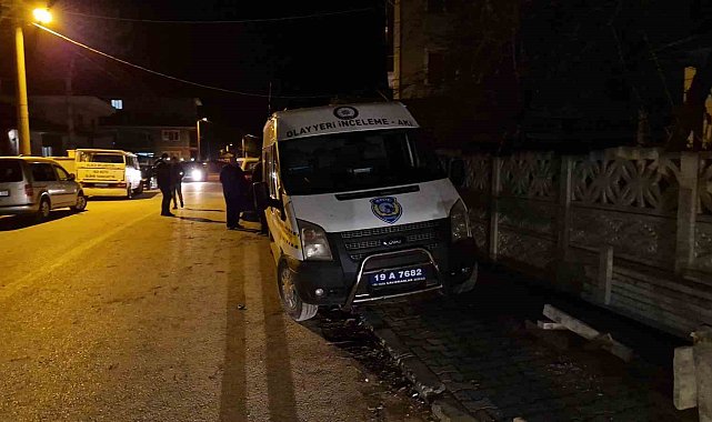Yaşlı adam evinin bahçesinde ölü bulundu