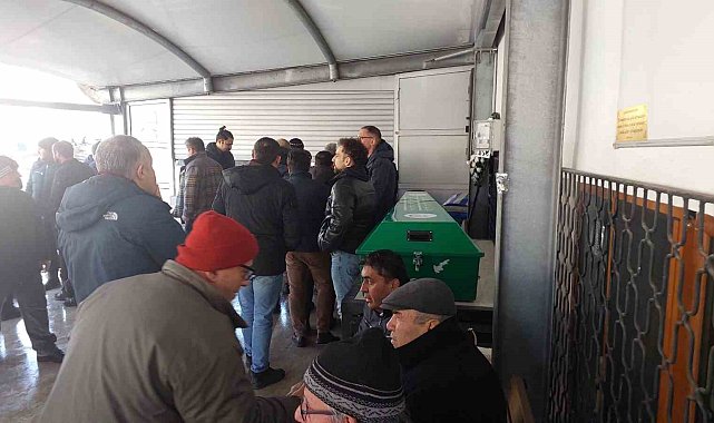 Yeğenini yaralayıp kendini öldüren amca toprağa verildi