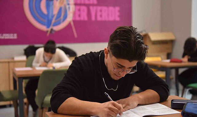 Yıldırım'dan gençlere 'YTY' desteği