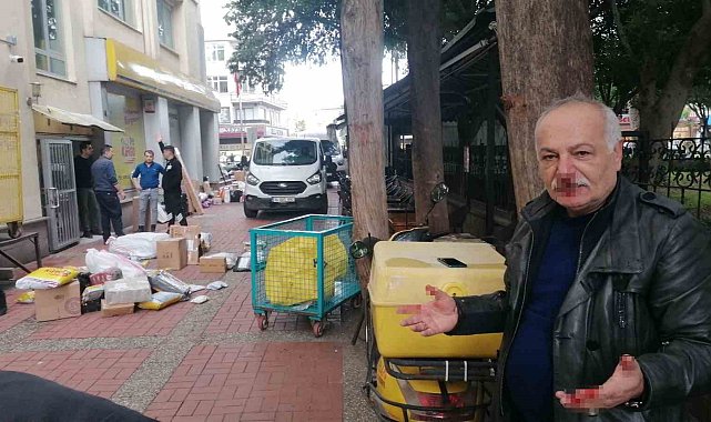 Yolu kapatan PTT kargo çalışanlarını uyaran vatandaşa darp iddiası