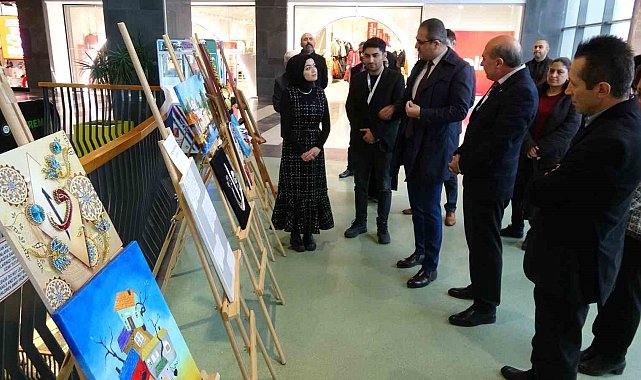 Yozgat'ta bağımlılıkla mücadele sergisi açıldı