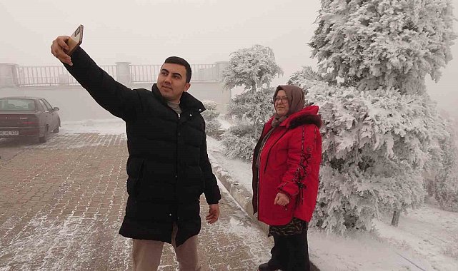 Yozgat&#039;ta yüksek kesimlerde kar ve sis etkili oldu