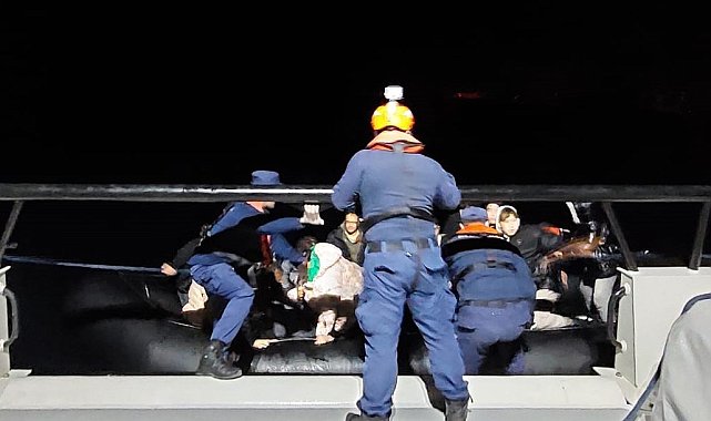 Yunan unsurlarının geri ittiği 47 göçmen kurtarıldı