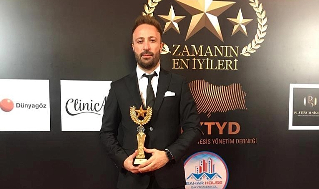 Zamanın En Yenilikçi Eğitimcisi Kendinden Emin