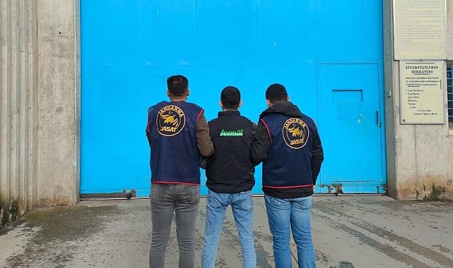 10 yıl hapis cezası bulunan şahıs saklandığı evde yakalandı