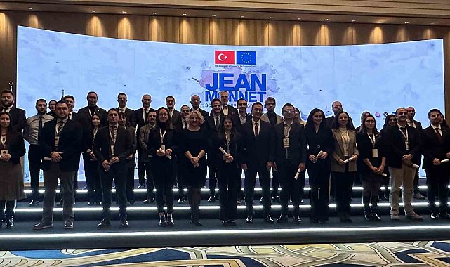 'Jean Monnet' mezunları Ankara'daki sertifika töreninde buluştu