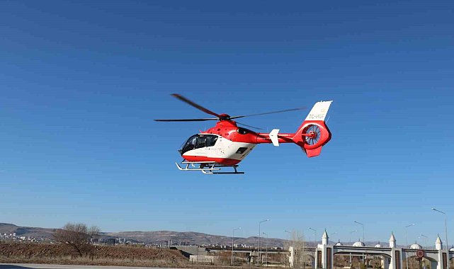 4 kente hizmet verecek ambulans helikopter Sivas'ta