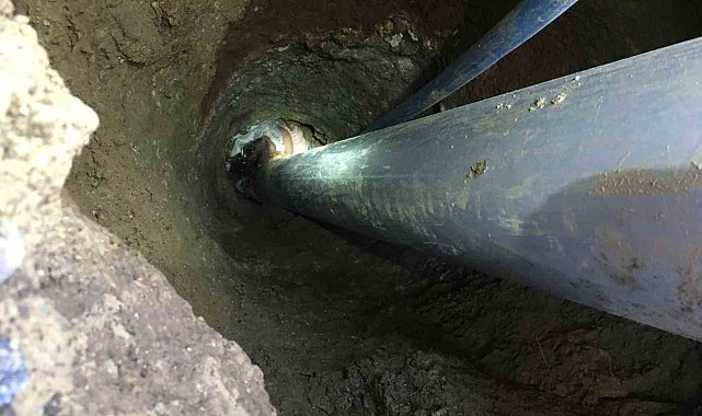5 metrelik sondaj kuyusuna düşen minik kız için nefes kesen kurtarma