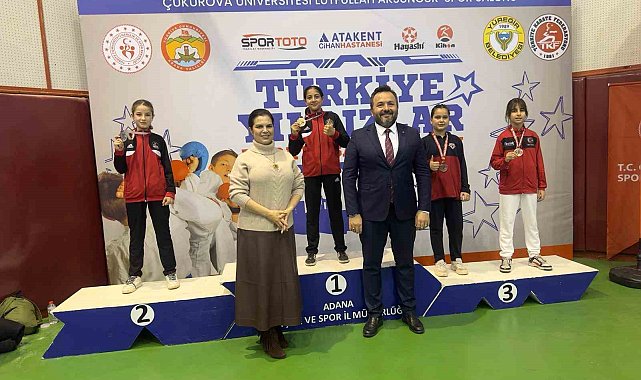 Afyonkarahisarlı karateciler milli takıma seçilme hakkı kazandı