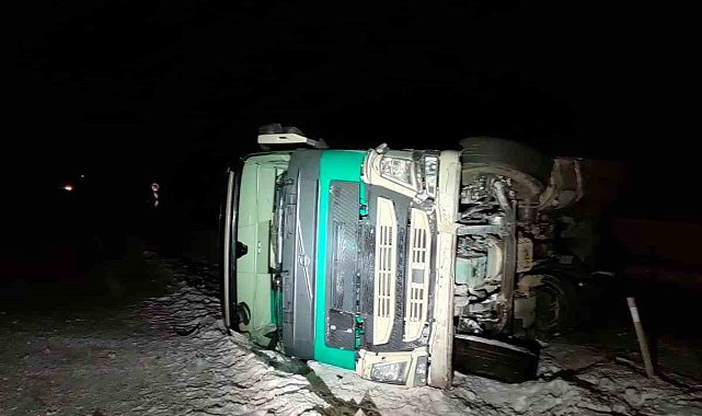 Ağrı'da İpek Geçidi bölgesinde iki ayrı kaza: 4 yaralı