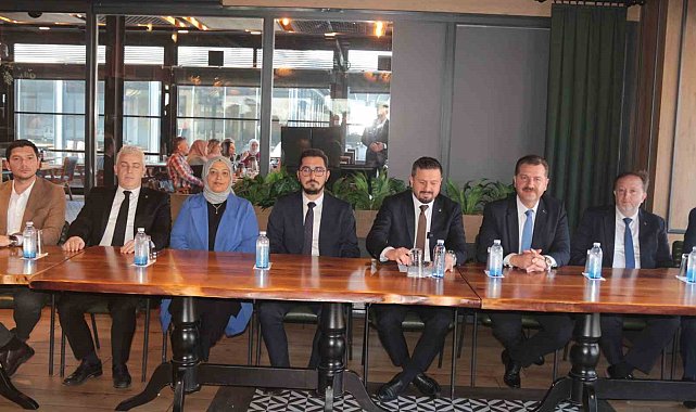 AK Parti Balıkesir İl Başkanlığı Cumhurbaşkanı Erdoğan'ı bekliyor