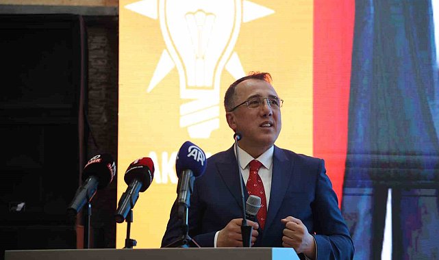 AK Parti Belediye Başkan adaylarını tanıttı