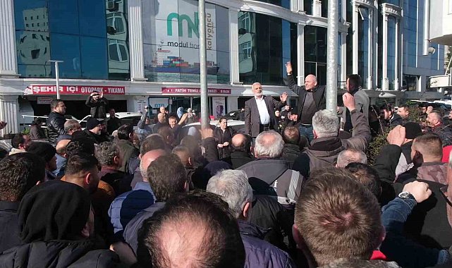 AK Parti Tekkeköy İlçe Teşkilatı ve muhtarlardan 'aday' protestosu