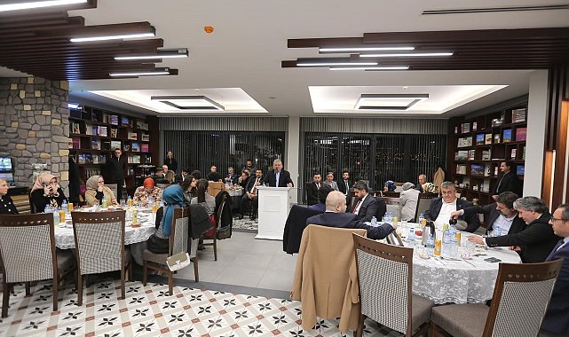 Akar ve Büyükkılıç, avukatlarla buluştu