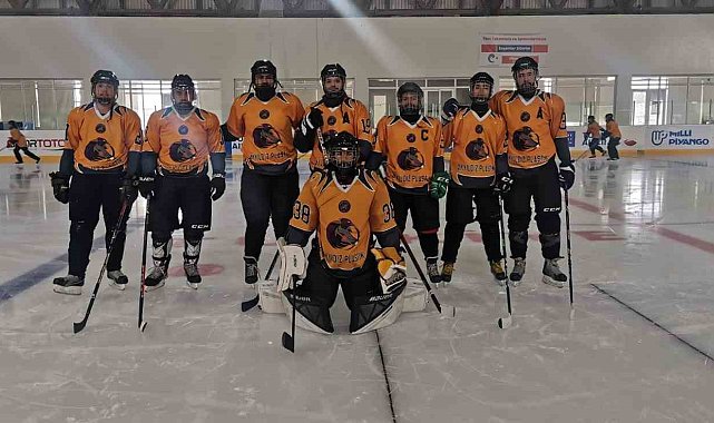 Akdeniz Üniversitesi Buz Hokeyi Kadın ve Erkek takımları ilk ciddi sınavlarına çıktı