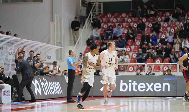 Aliağa Petkimspor, evinde kazanmaya devam ediyor