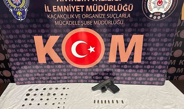 Antalya'da kaçakçılık yapan 10 şüpheli yakalandı