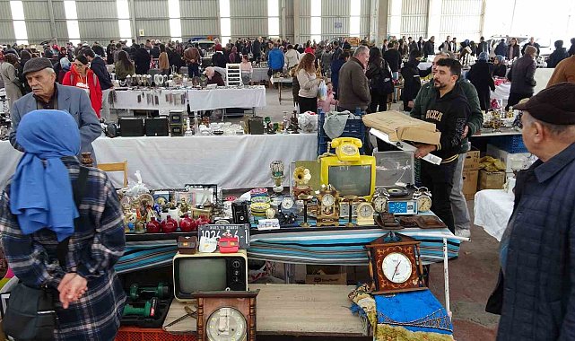 Antika pazarını 1 yılda 120 bin kişi ziyaret etti