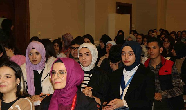 Atılım Üniversitesi Mardin&#039;de Eğitim Fuarı düzenledi