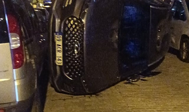 Aydın'da araçlara çarpan otomobil devrildi