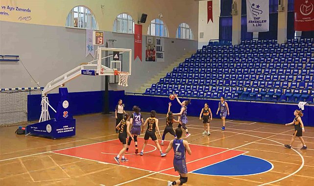 Aydın'da Okul Sporları Basketbol Yarı Final Müsabakaları başladı