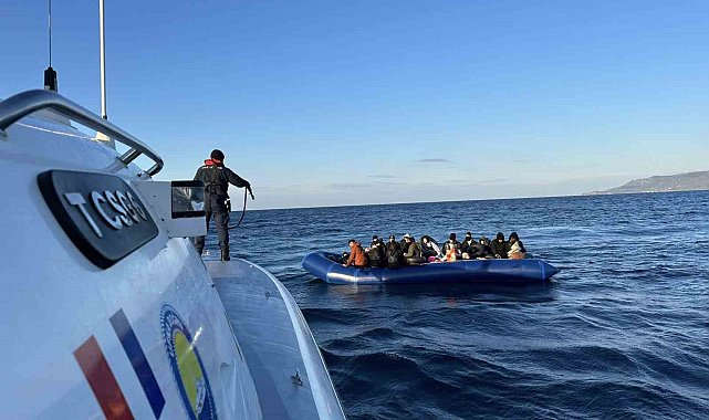 Ayvacık açıklarında 33 kaçak göçmen yakalandı