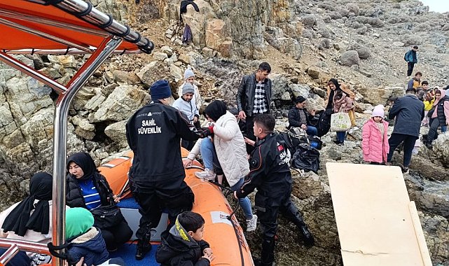 Ayvalık açıklarında adada mahsur kalan 11'i çocuk 39 düzensiz göçmen kurtarıldı