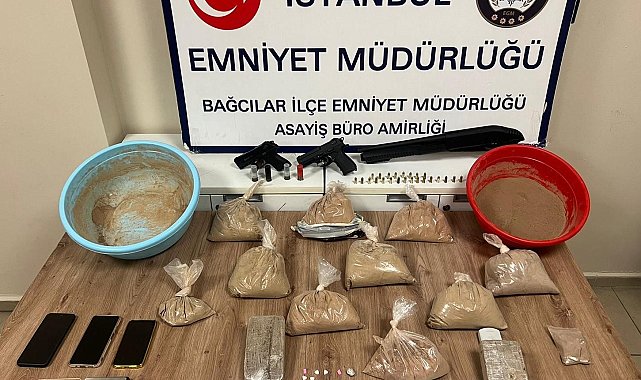 Bağcılar'da uyuşturucu operasyonu: 9 kilo 908 gram eroin ele geçirildi