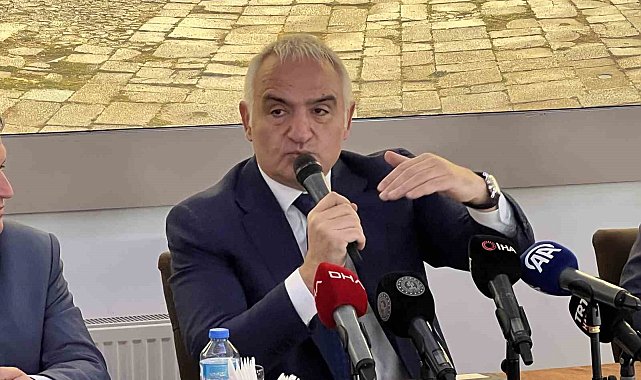 Bakan Ersoy: "Tüm dünyada örnek gösterilen bir ülke olduk"