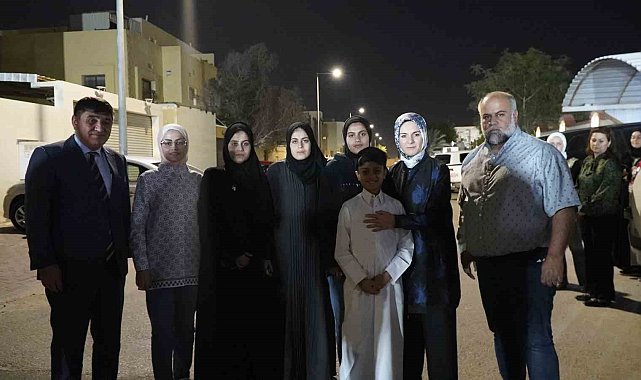 Bakan Göktaş, Gazze'deki saldırılarda ailesini kaybeden Al Jazeera muhabiri Dahduh ile görüştü