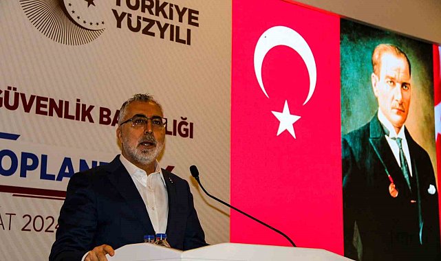 Bakan Işıkhan: "Türkiye yüzyılını emeğin, üretimin ve istihdamın yüzyılı yapmakta kararlıyız"