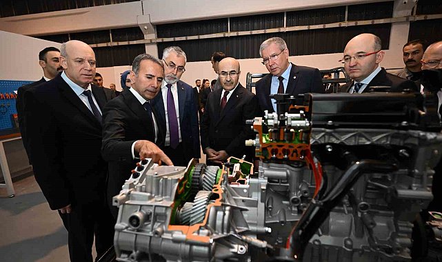 Bakan Işıkhan'dan BTSO'nun nitelikli istihdam odaklı projelerine tam not