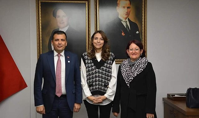 Başkan Atlı ve CHP'li 2 meclis üyesi İYİ Partili oldu