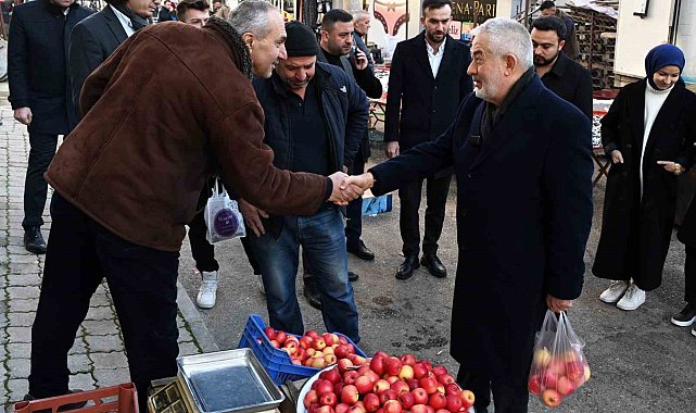 Başkan Başdeğirmen'e esnaftan destek