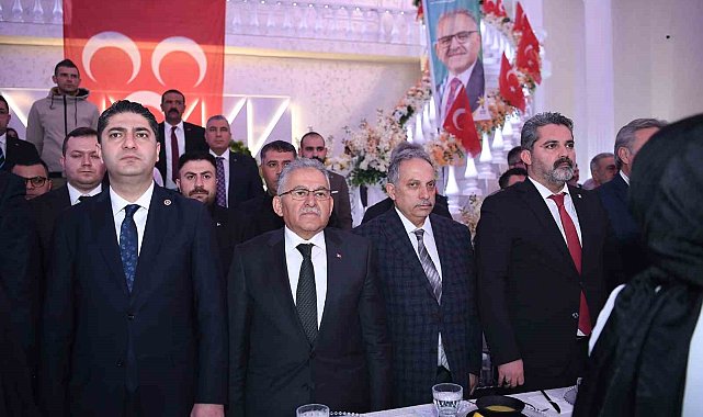 Başkan Büyükkılıç, Talas'ta Avşar vatandaşlarla kucaklaştı