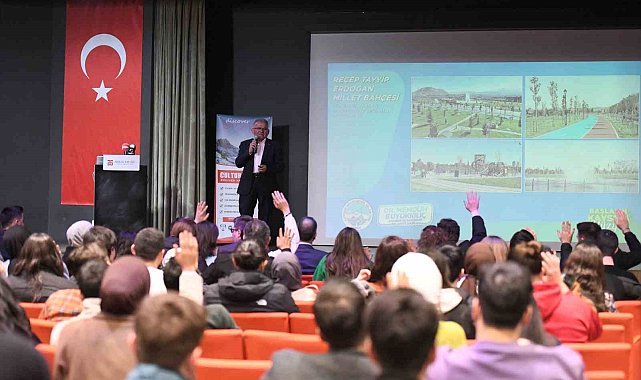 Başkan Büyükkılıç'tan gençlere "indirim" furyası