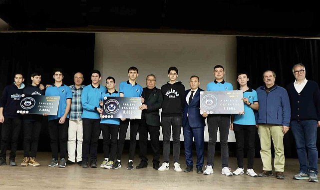 Başkan çerçi başarılı öğrencileri ödüllendirdi