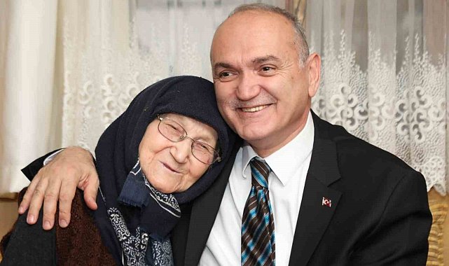 Başkan Özlü'den emeklileri müjde