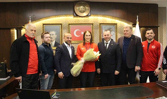 Başkan Tutuk'tan Avrupa şampiyonu Çavuşoğlu'na tam destek