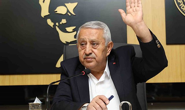 Başkan Zeybek, meclise son kez başkanlık yapacak