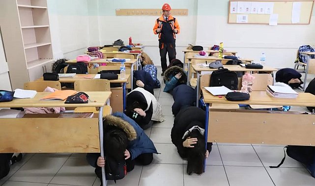 Bayburt'ta deprem farkındalık eğitimleri ve tatbikatlar devam ediyor
