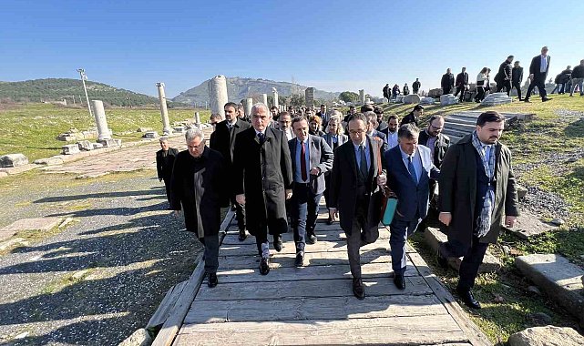 Bergama'daki kazılar için bakanlıktan 1 milyar TL bütçe